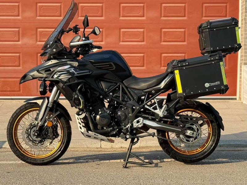 二手贝纳利TRK552