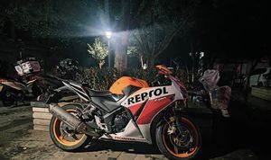 二手本田CBR300R