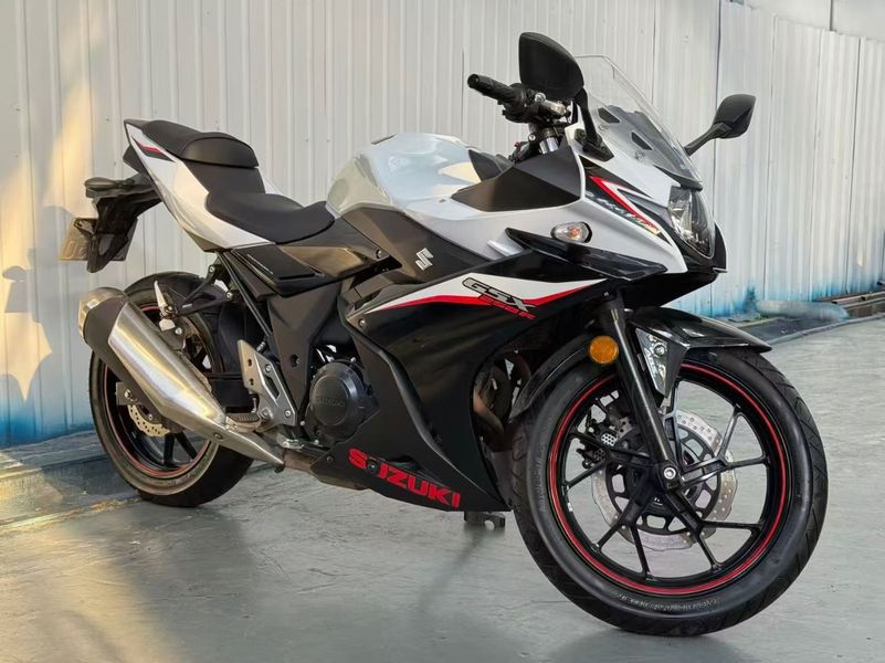 二手豪爵铃木GSX250R