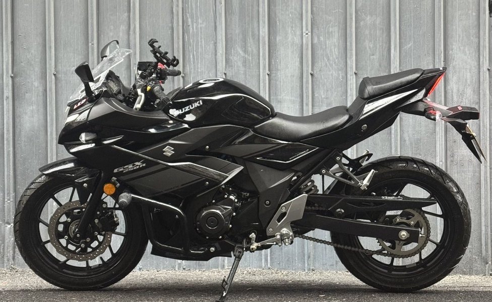 二手豪爵铃木GSX250R