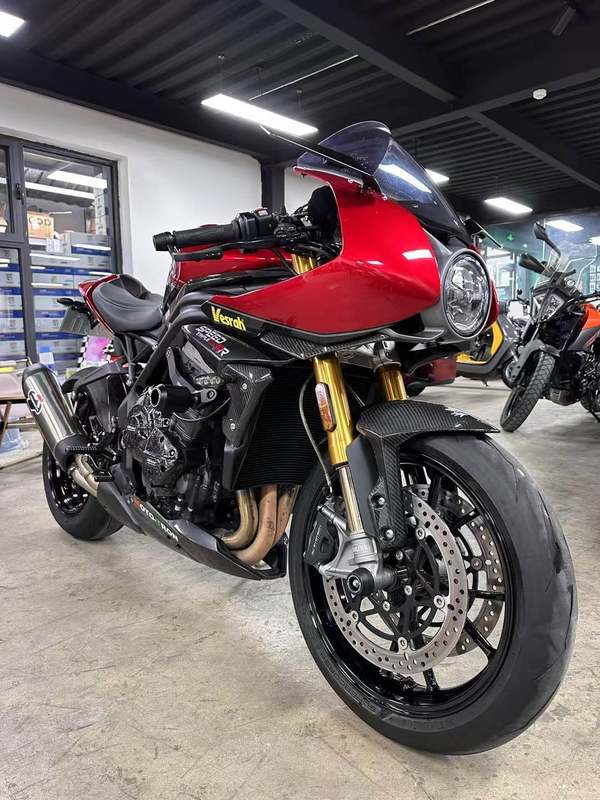 二手凯旋Speed Triple 1200 RR