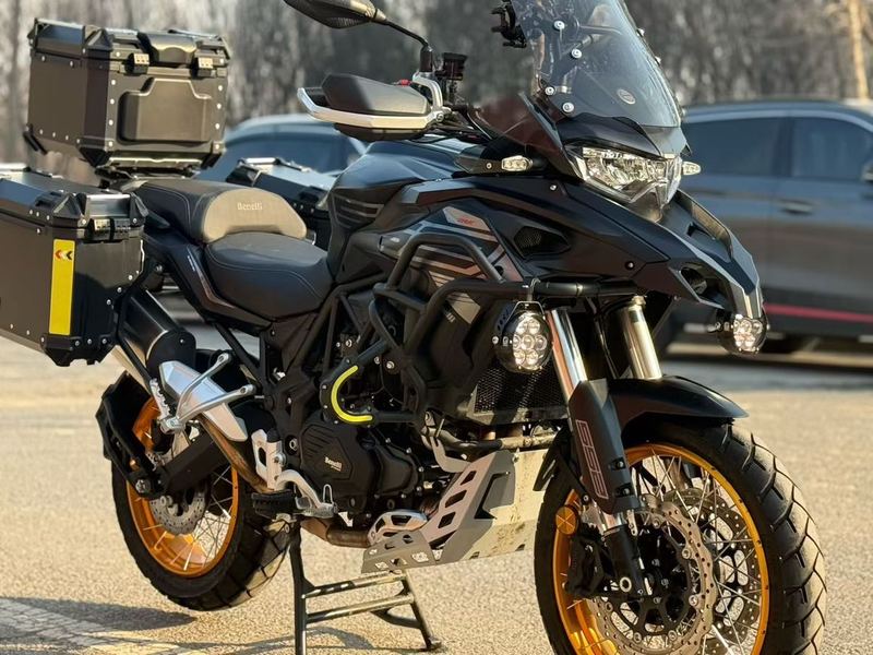 二手贝纳利TRK552