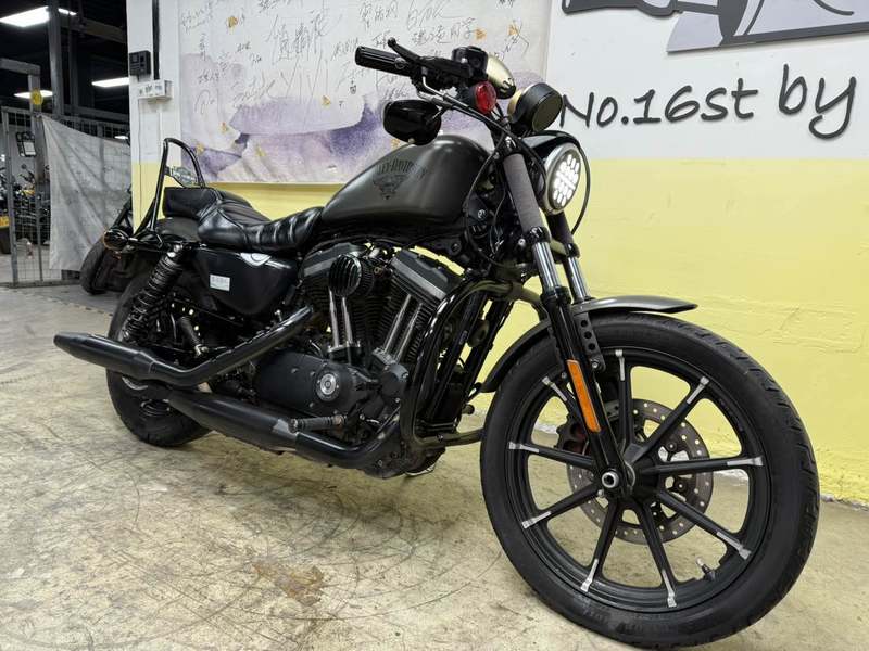 二手哈雷戴维森Iron883 硬汉