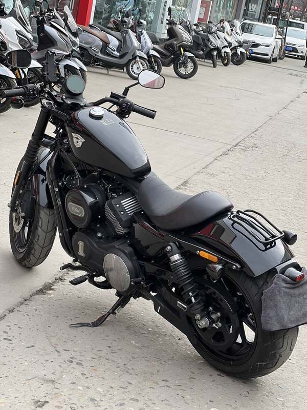 二手香帅硬汉 宽胎