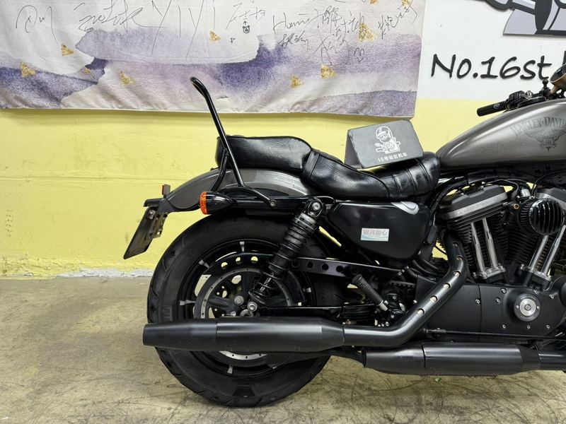 二手哈雷戴维森Iron883 硬汉