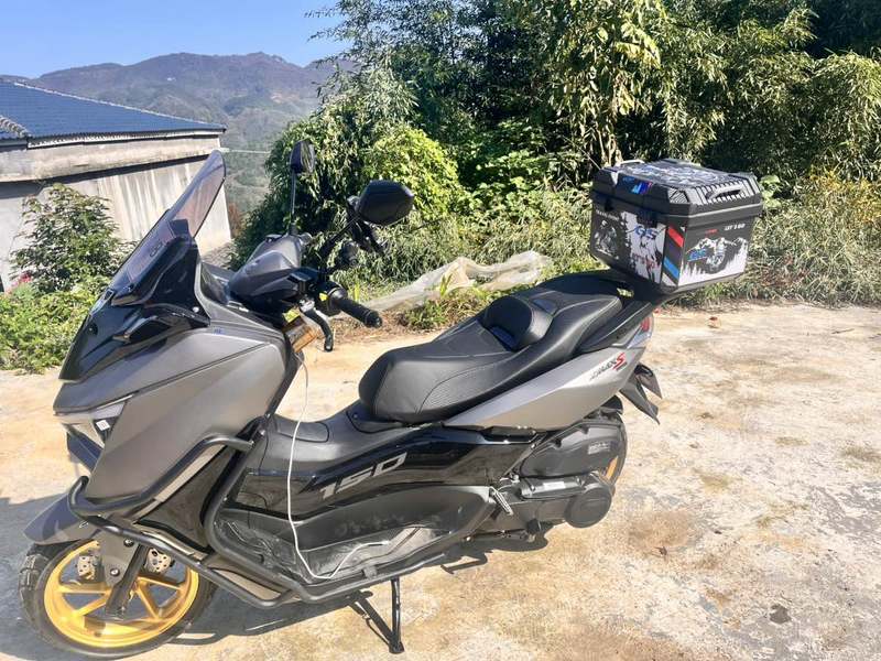 二手望雅猛士四代