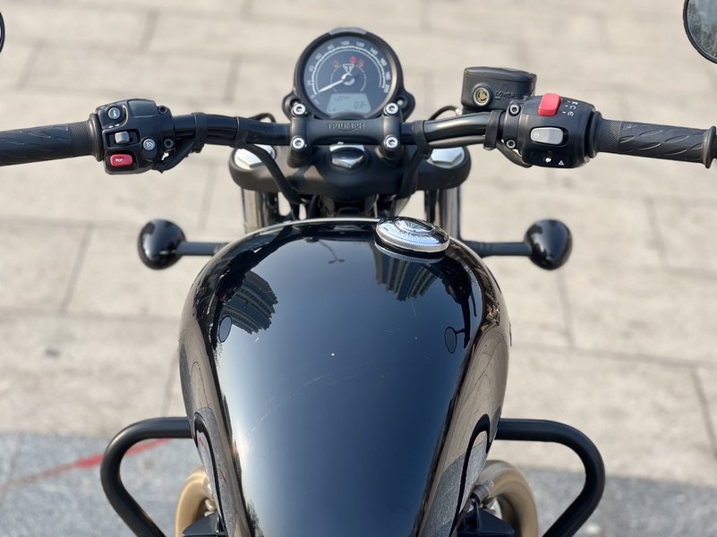 二手凯旋Bonneville Bobber