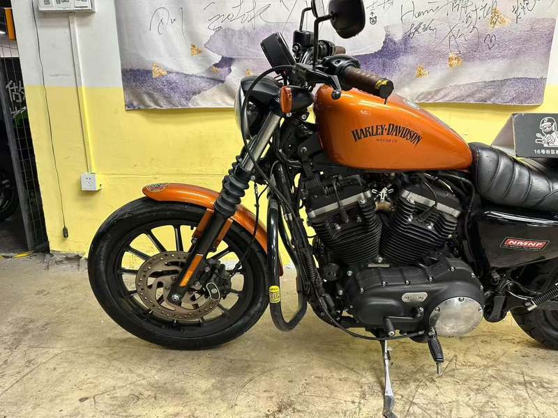 二手哈雷戴维森Iron883 硬汉