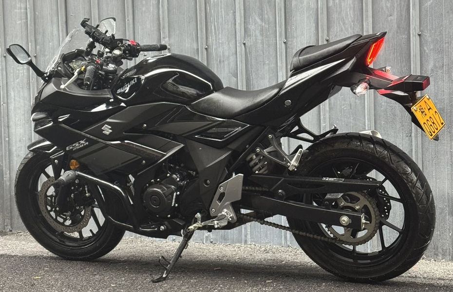 二手豪爵铃木GSX250R