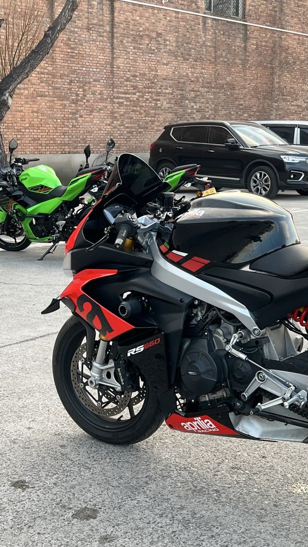 二手阿普利亚RS 660 