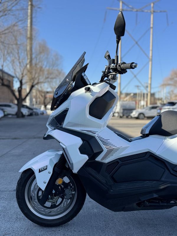 二手三阳哈士奇 Husky ADV150