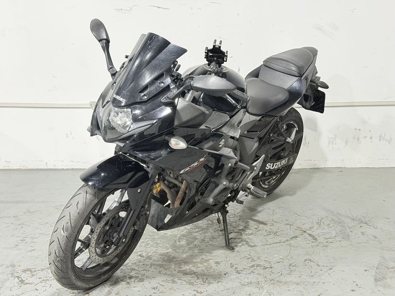 二手豪爵铃木GSX250R