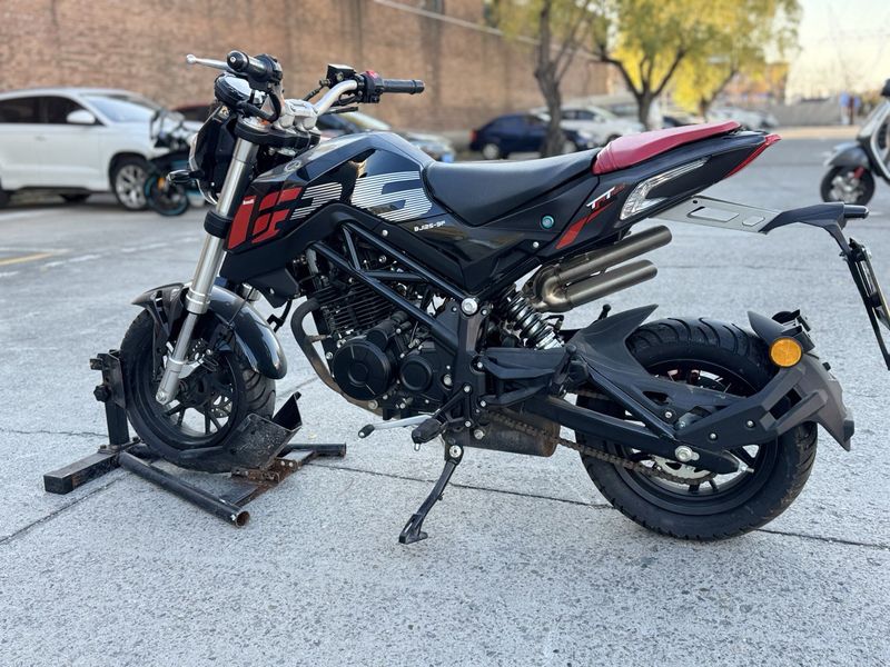 二手贝纳利小暴龙TNT125