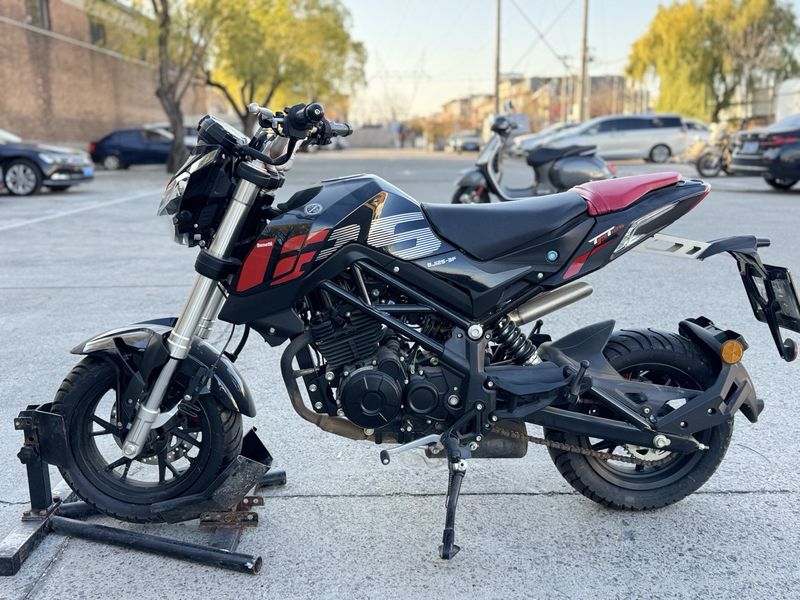 二手贝纳利小暴龙TNT125