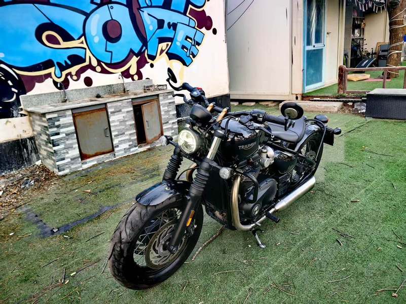 二手凯旋Bonneville Bobber
