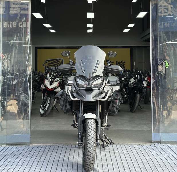 二手高金Hawk1000