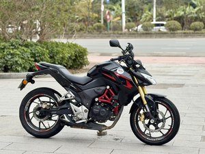 二手五羊本田CB190R 暴锋眼