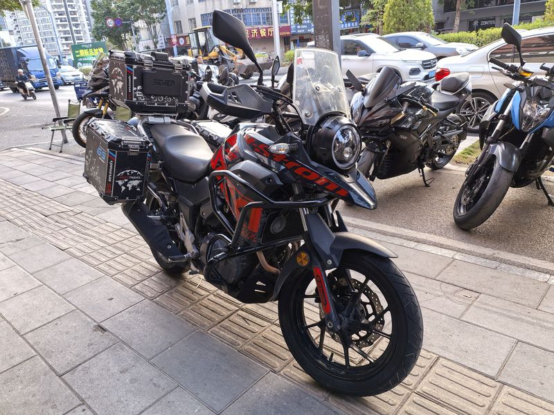 二手豪爵铃木DL250