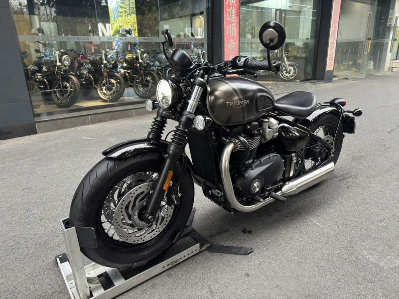 二手凯旋Bonneville Bobber
