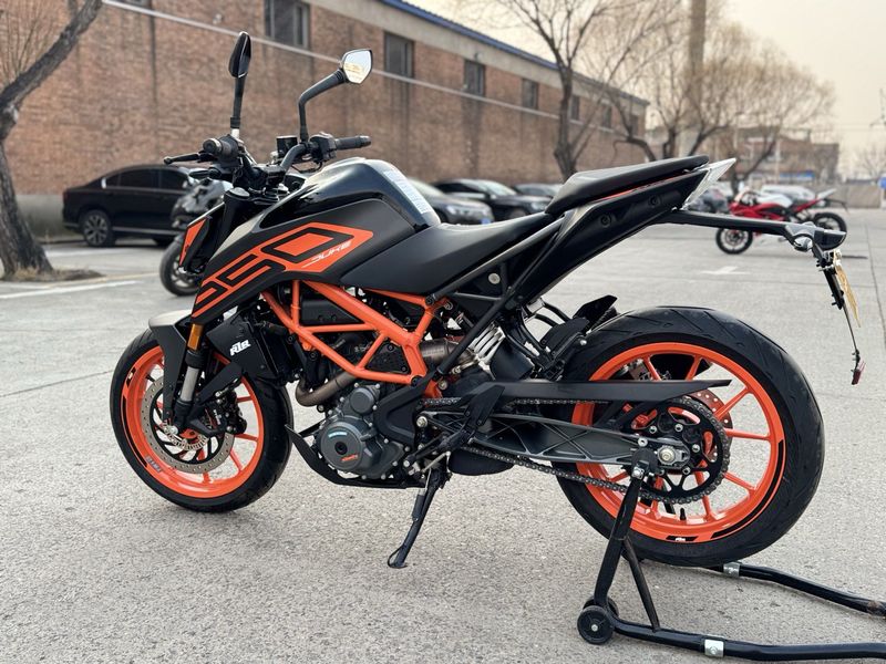 二手KTMR2R250 Duke