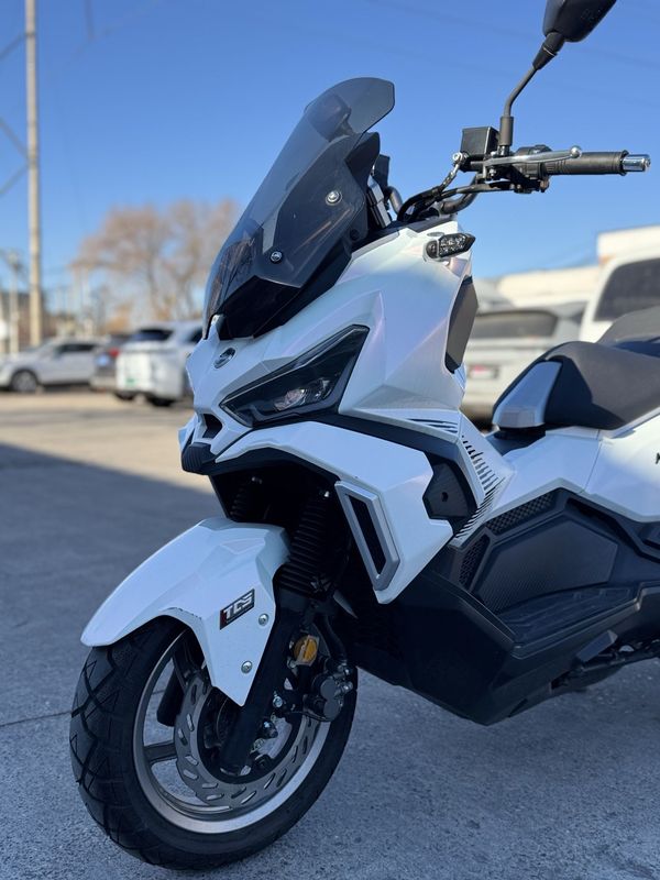 二手三阳哈士奇 Husky ADV150