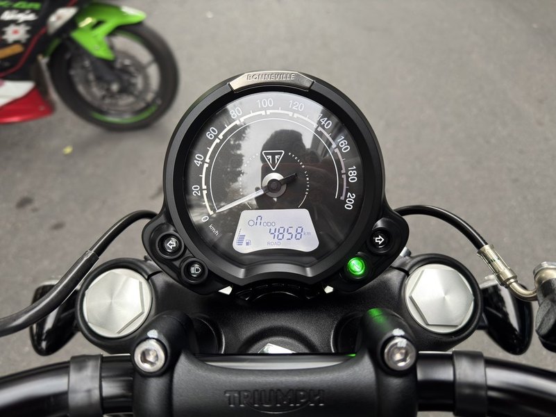 二手凯旋Bonneville Bobber