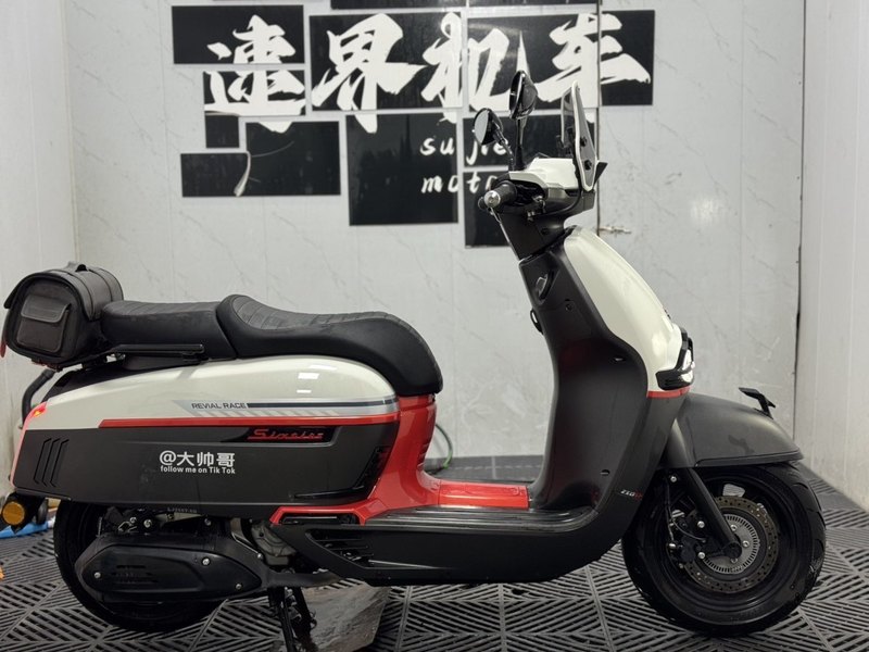 二手维多利亚Sixties 250Si