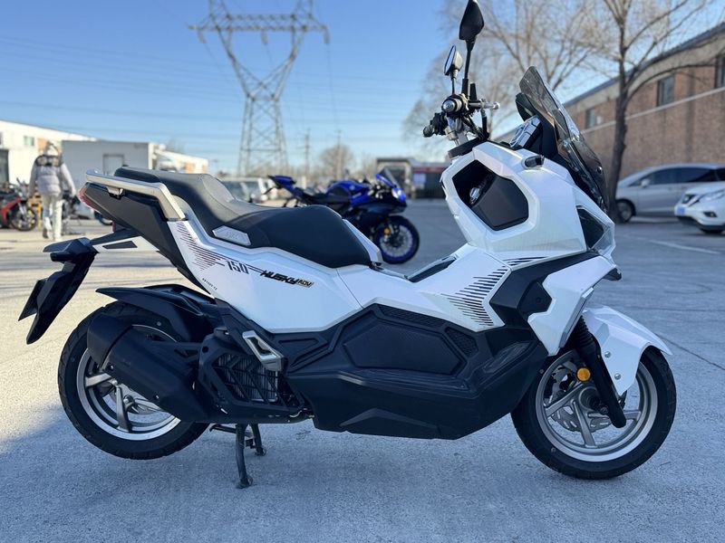 二手三阳哈士奇 Husky ADV150