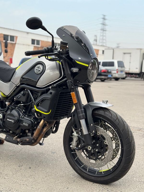 二手贝纳利幼狮 Leoncino 500