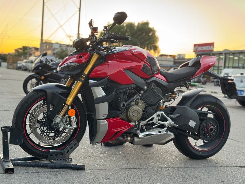 二手杜卡迪Street Fighter V4