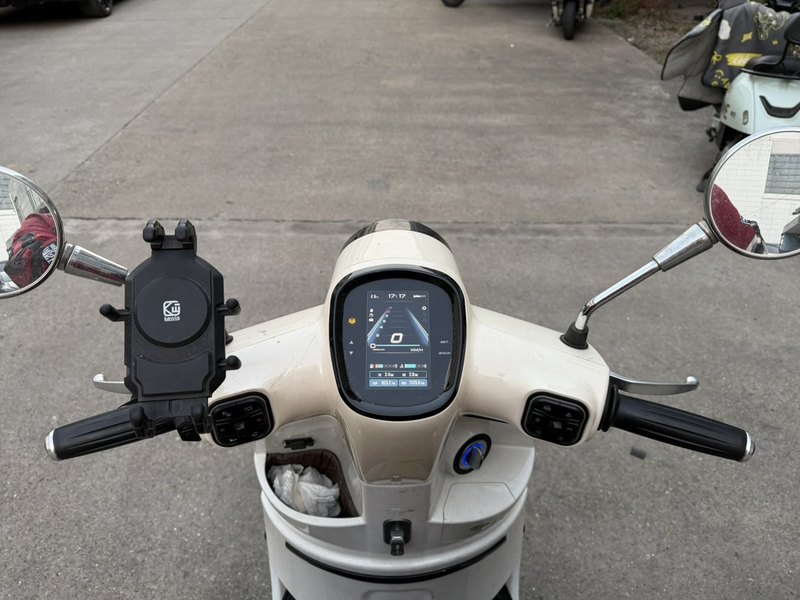 二手南方梦拉丽莎 飞戈