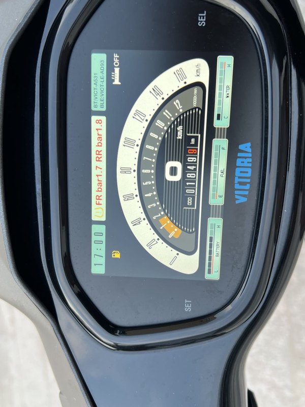 二手维多利亚Sixties 250Si