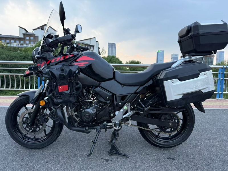 二手豪爵铃木DL250