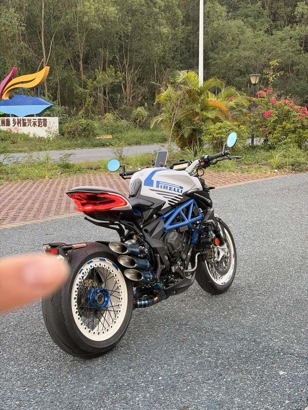 二手奥古斯塔Dragster 800