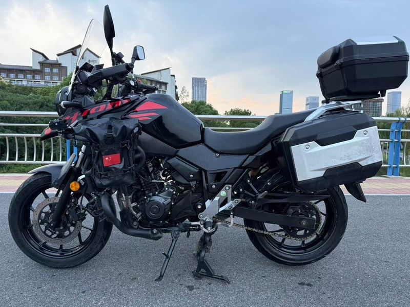 二手豪爵铃木DL250