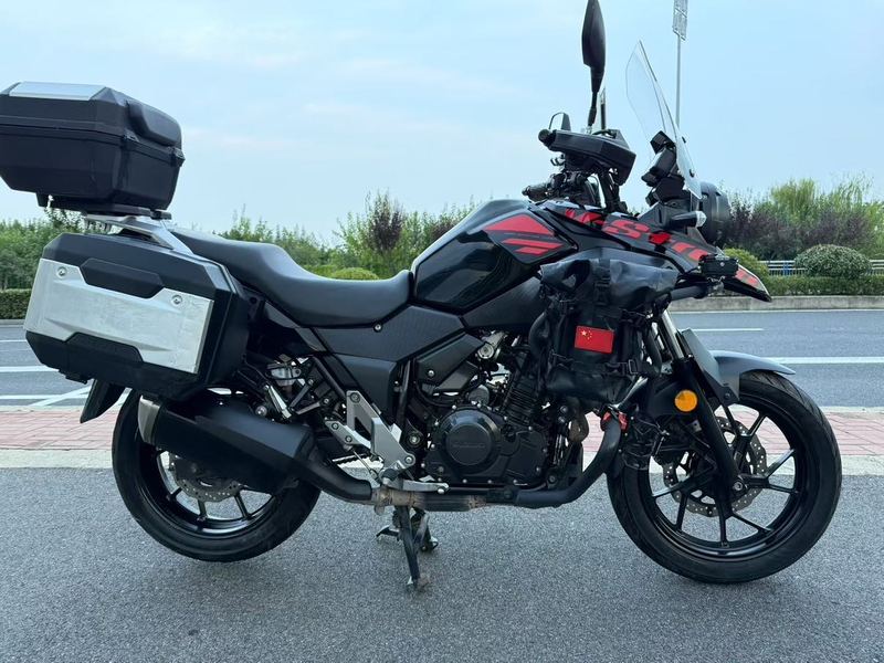 二手豪爵铃木DL250