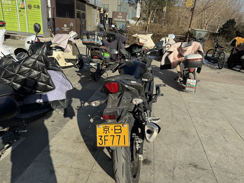 二手豪爵铃木GSX250R