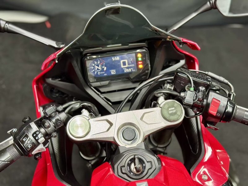 二手本田CBR650R