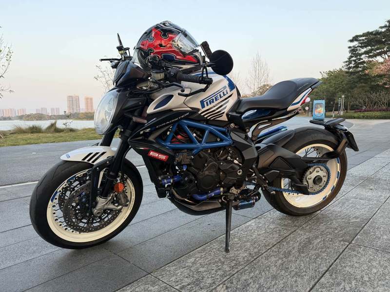 二手奥古斯塔Dragster 800