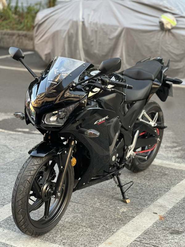 二手本田CBR300R