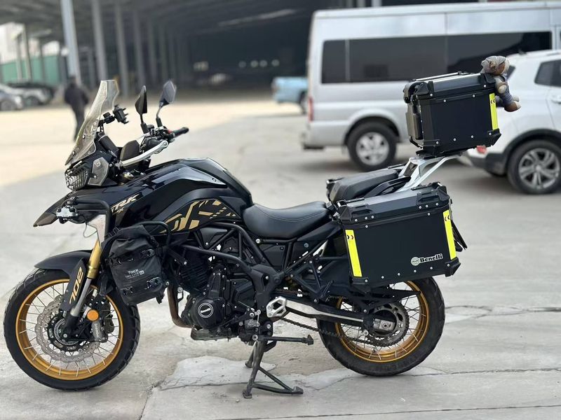 二手贝纳利TRK702