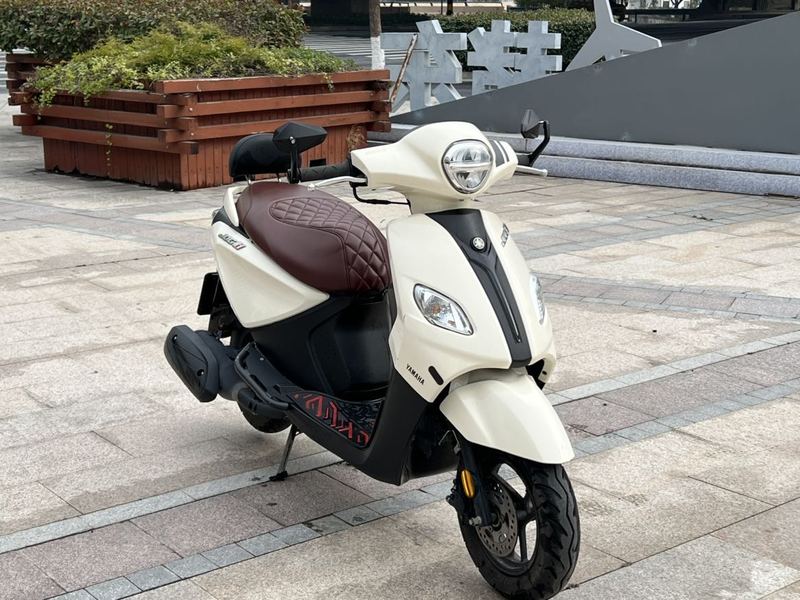 二手建设雅马哈巧格i