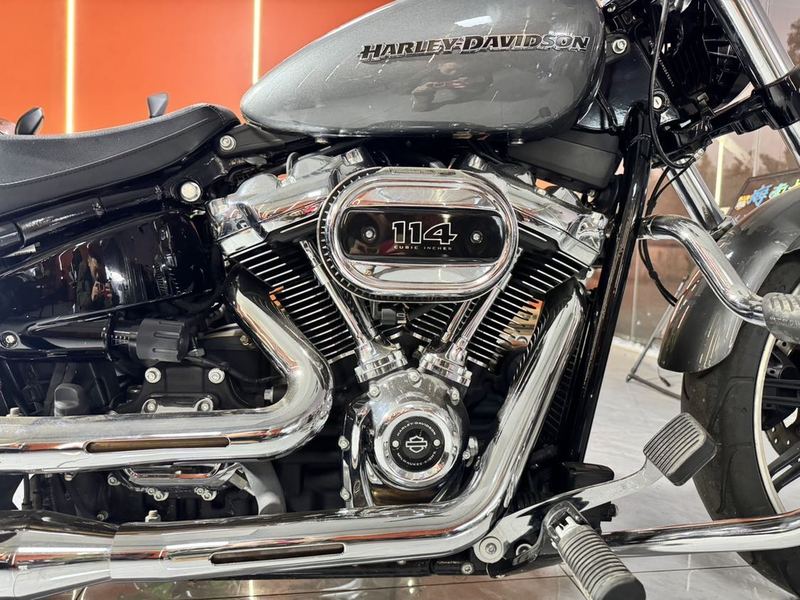 二手哈雷戴维森突破者 Breakout