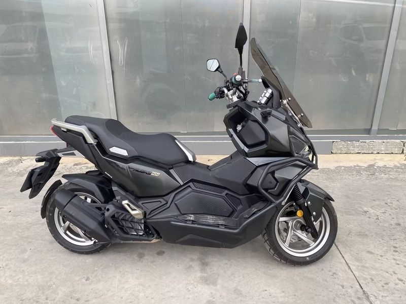 二手三阳哈士奇 Husky ADV150