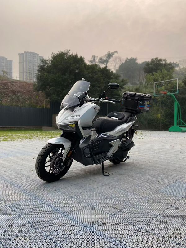 二手布雷斯通极宙 ADV150