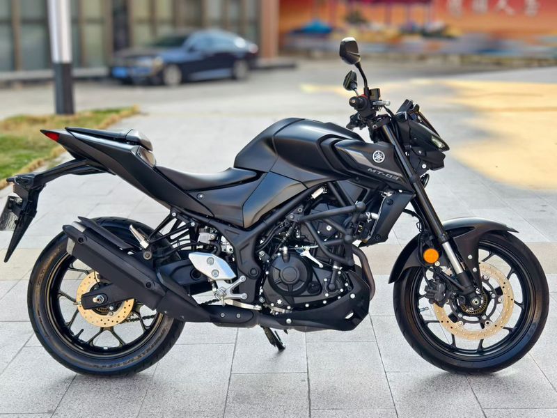 二手雅马哈MT-03