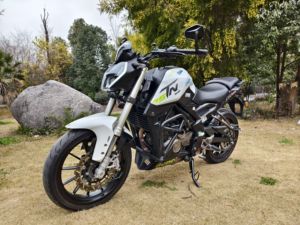 二手贝纳利小黄龙 TNT25