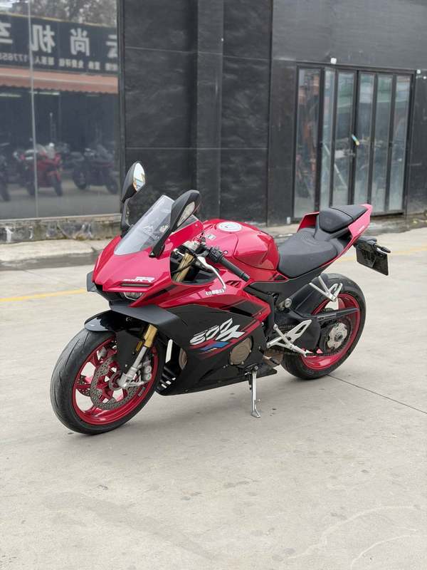 二手张雪机车500RR