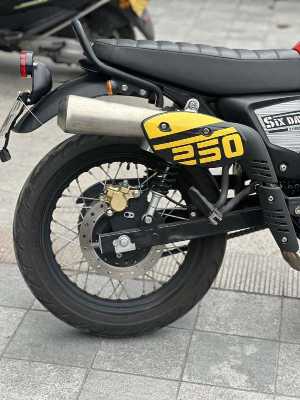 二手鑫源SIXDAYS 250