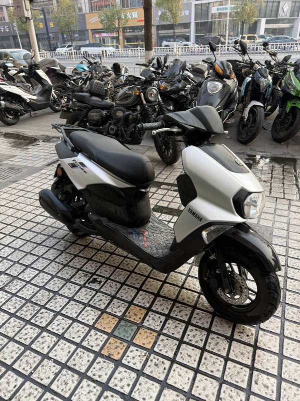 二手建设雅马哈旭鹰125